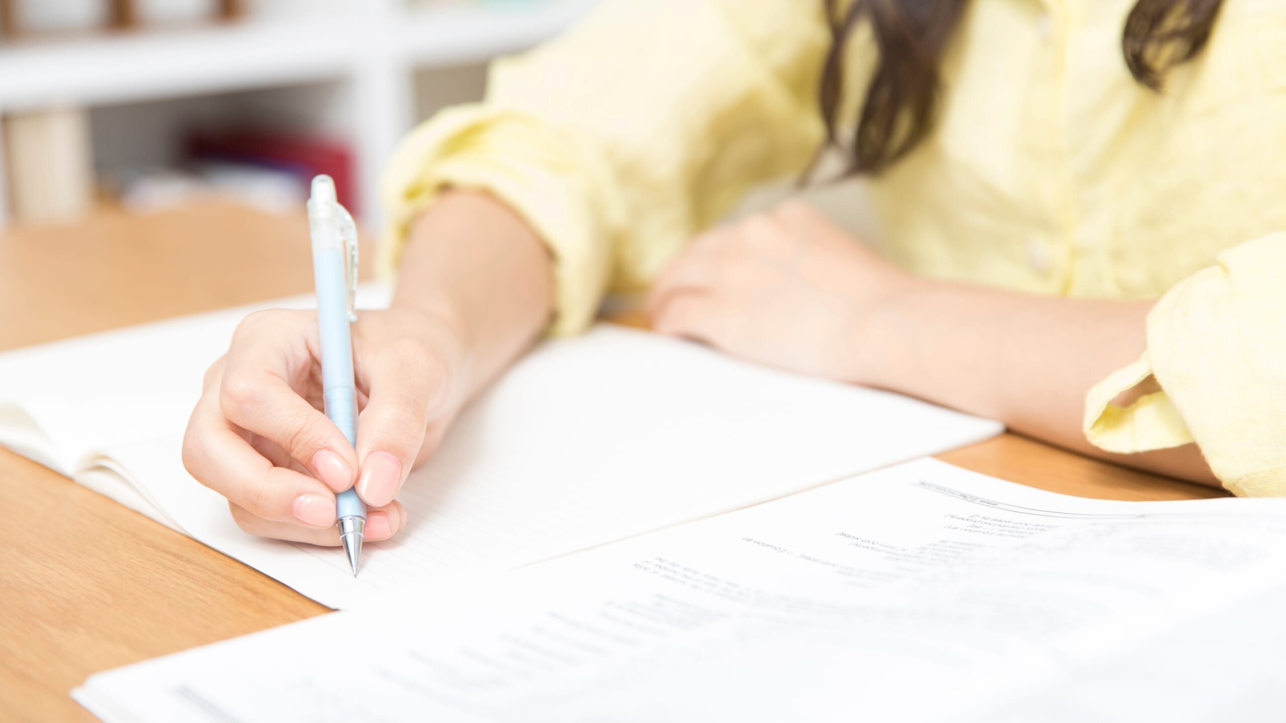 【保育士通信講座おすすめ４社】費用・教材・サポート内容を徹底比較！